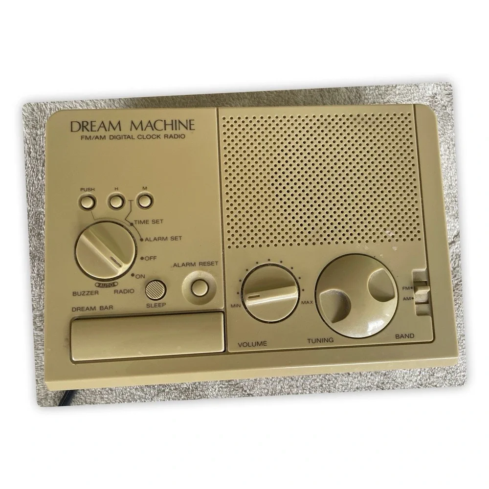 Vintage 80's Sony Dream Machine FM/AM Digital Clock Radio Alarm ICF-C2W